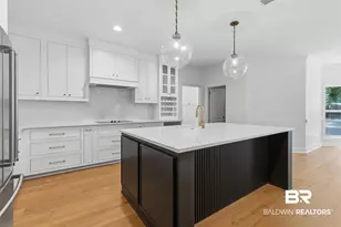 6120 Oakwood Ln, Fairhope, AL 36532 - Photo 2