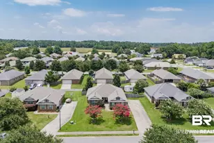 204 Farringdon Blvd, Fairhope, AL 36532 - Photo 2