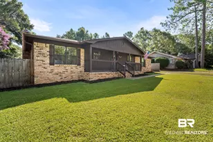105 Brentwood Dr, Daphne, AL 36526 - Photo 2