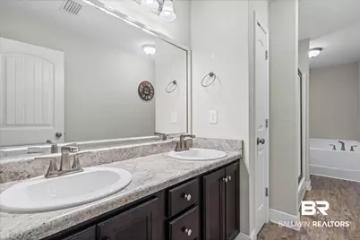1254 W Forest Glen Drive, Mobile, AL 36618 - Photo 14