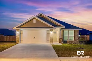 691 Mayflower Dr, Foley, AL 36535 - Photo 1