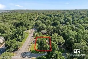 401 Frederick Ave, Fairhope, AL 36532 - Photo 30