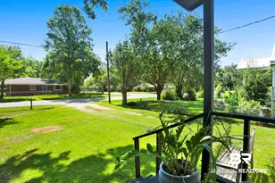 403 N Pine St, Foley, AL 36535 - Photo 26