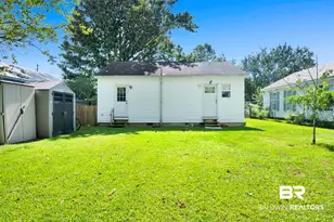 403 N Pine St, Foley, AL 36535 - Photo 32