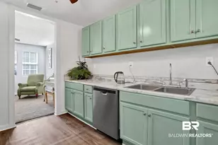 403 N Pine St, Foley, AL 36535 - Photo 16