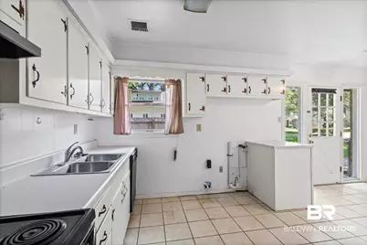 108 Mohawk Street, Mobile, AL 36606 - Photo 8