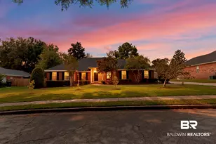 8042 Landing Eagle Dr, Daphne, AL 36526 - Photo 2