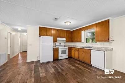 208 W Verbena Avenue, Foley, AL 36535 - Photo 6