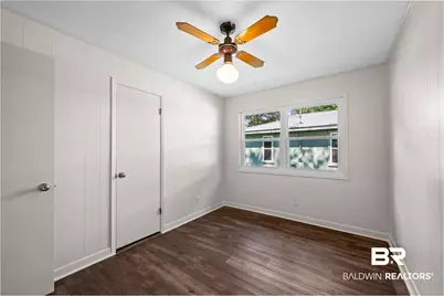 210 W Verbena Avenue, Foley, AL 36535 - Photo 18
