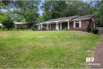 915 Caroline Avenue, Daphne, AL 36526 - Photo 2