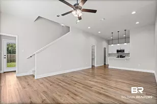 950 Gibson Ct, Foley, AL 36535 - Photo 2