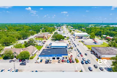 301 N McKenzie Street, Foley, AL 36535 - Photo 10