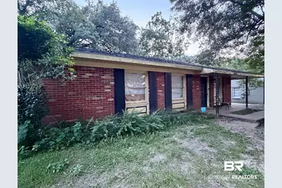 402 La Rose Drive, Mobile, AL 36609 - Photo 2
