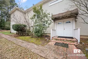 305 Clubhouse Dr, Fairhope, AL 36532 - Photo 12