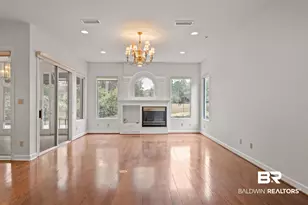 305 Clubhouse Dr, Fairhope, AL 36532 - Photo 8
