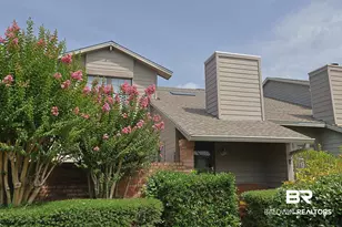 389 Clubhouse Dr, Gulf Shores, AL 36542 - Photo 1