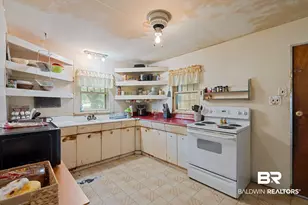 615 W Section Ave, Foley, AL 36535 - Photo 14