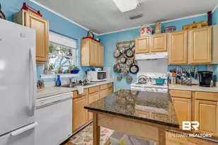 10289 Pleasure Point Rd, Gulf Shores, AL 36542 - Photo 38
