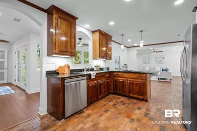 904 N Holly Boulevard, Foley, AL 36535 - Photo 8