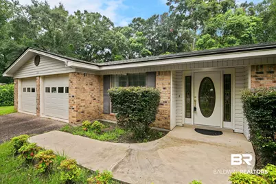 300 Norwood Court, Bay Minette, AL 36507 - Photo 2