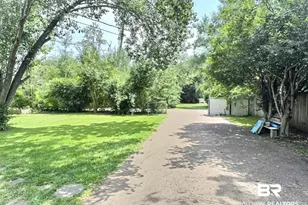 423 W Marigold Ave, Foley, AL 36535 - Photo 50