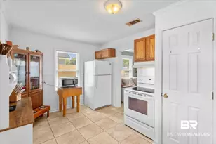 407 W Orchid Ave, Foley, AL 36535 - Photo 8