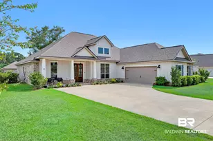 724 Culpeo Ave, Fairhope, AL 36532 - Photo 1