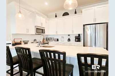 115 W 10th Street #J, Gulf Shores, AL 36542 - Photo 2