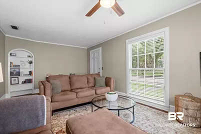122 Florence Place, Mobile, AL 36607 - Photo 4