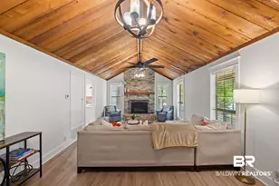 410 Frederick Ave, Fairhope, AL 36532 - Photo 18
