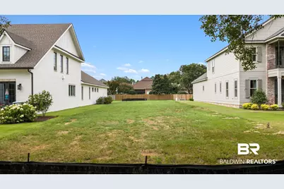 108 Savannah Sq, Fairhope, AL 36532 - Photo 2