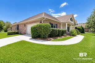 611 Nathaniel Ave, Fairhope, AL 36532 - Photo 2