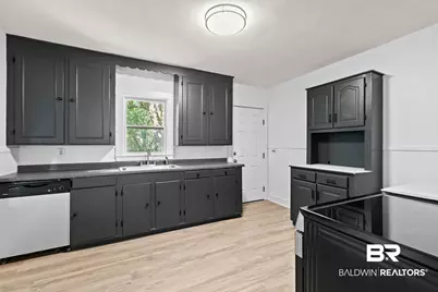 1009 W Pinewood Dr, Mobile, AL 36618 - Photo 20