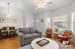 102 Courthouse Dr, Fairhope, AL 36532 - Photo 4