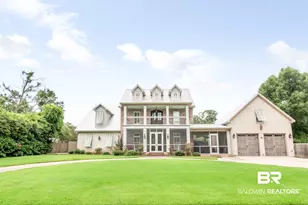 300 Perdido, Fairhope, AL 36532 - Photo 2