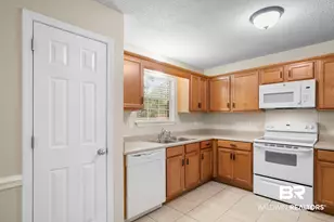 7596 Avery Ln, Daphne, AL 36526 - Photo 14