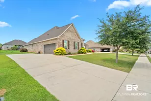10687 Cresthaven Dr, Spanish Fort, AL 36527 - Photo 2