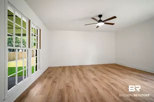 301 E Indian Creek Dr, Mobile, AL 36607 - Photo 14