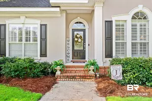 154 Easton Cir, Fairhope, AL 36532 - Photo 2