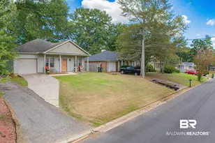 110 Georgia Ave, Daphne, AL 36526 - Photo 2