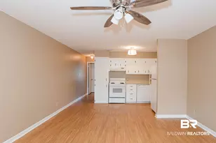 208 Fairhope Ave, Fairhope, AL 36532 - Photo 8