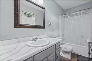 1469 Mamie Dr, Mobile, AL 36618 - Photo 12