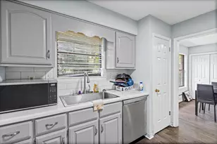 1469 Mamie Dr, Mobile, AL 36618 - Photo 6