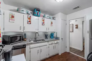 1453 Mamie Dr, Mobile, AL 36618 - Photo 6
