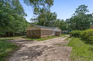 1933 Pallister Pl, Mobile, AL 36618 - Photo 18