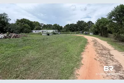 11117 Weeks Rd, Foley, AL 36535 - Photo 10