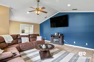 9100 Woodland Dr, Elberta, AL 36530 - Photo 14