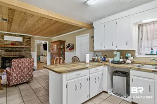 9100 Woodland Dr, Elberta, AL 36530 - Photo 16