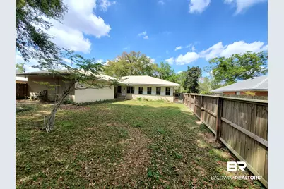 411 W Persimmon Ave, Foley, AL 36535 - Photo 40