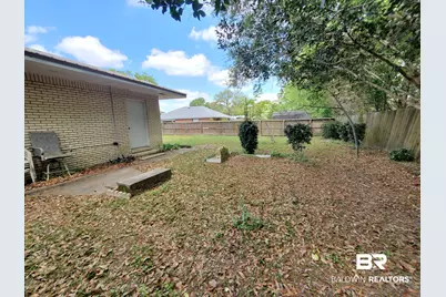411 W Persimmon Ave, Foley, AL 36535 - Photo 42